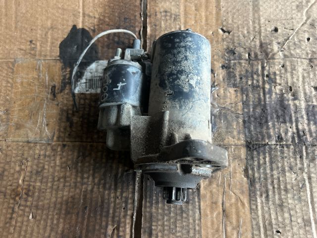 bontott VW GOLF IV Önindító