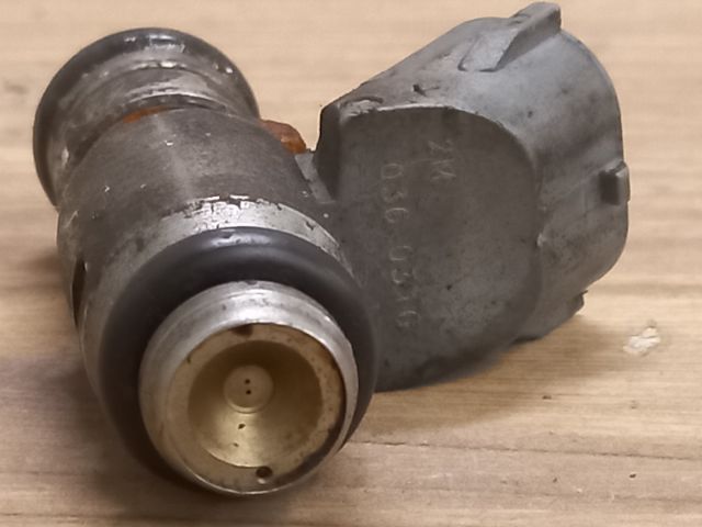 bontott VW GOLF IV Porlasztó (1 db)