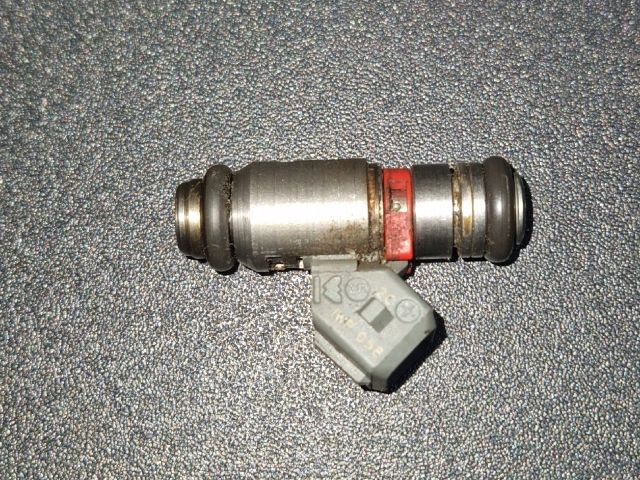 bontott VW GOLF IV Porlasztó (1 db)