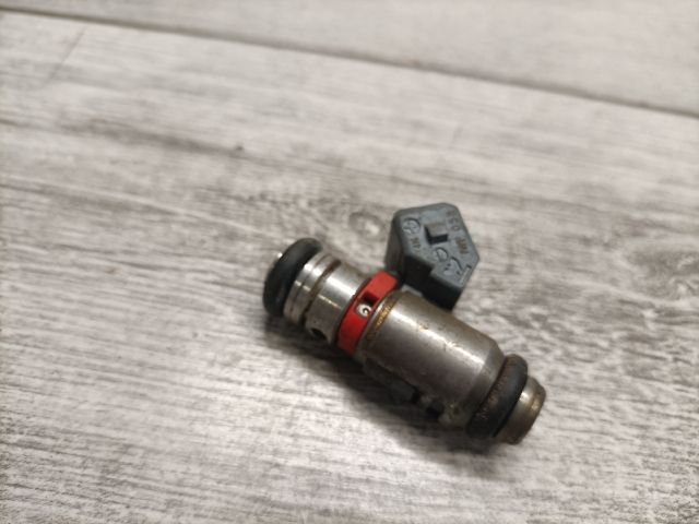 bontott VW GOLF IV Porlasztó (1 db)