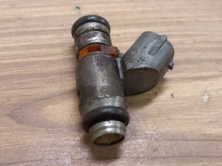 bontott VW GOLF IV Porlasztó (1 db)