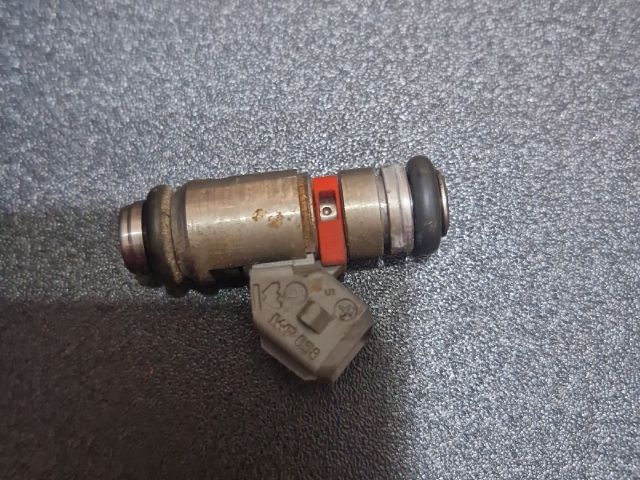 bontott VW GOLF IV Porlasztó (1 db)