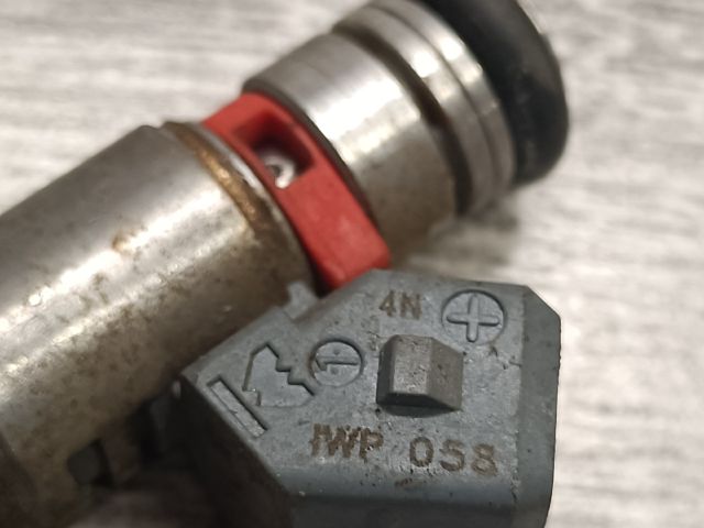 bontott VW GOLF IV Porlasztó (1 db)