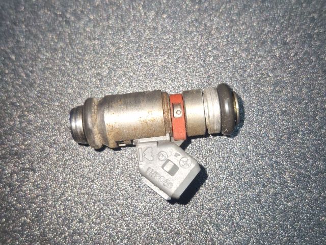 bontott VW GOLF IV Porlasztó (1 db)