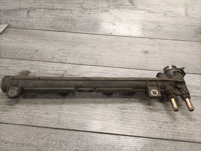 bontott VW GOLF IV Porlasztó Sor / Híd