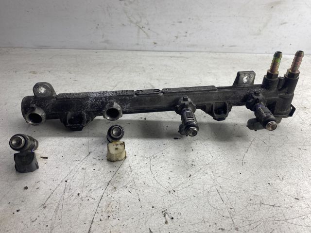 bontott VW GOLF IV Porlasztó Sor / Híd