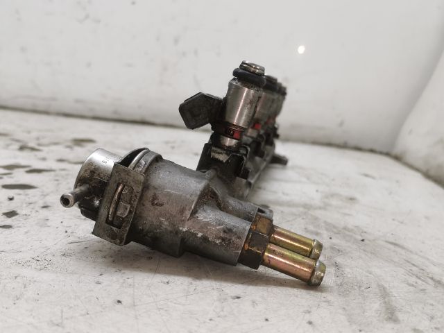 bontott VW GOLF IV Porlasztó Sor / Híd