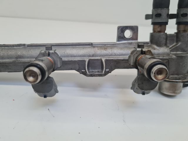 bontott VW GOLF IV Porlasztó Sor / Híd