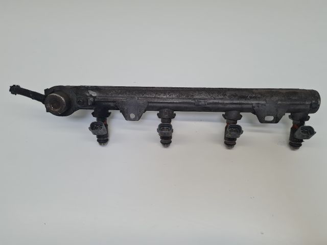 bontott VW GOLF IV Porlasztó Sor / Híd