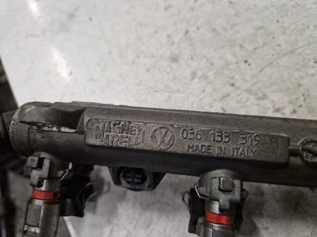 bontott VW GOLF IV Porlasztó Sor / Híd