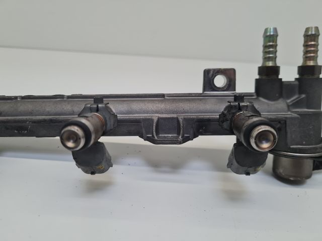 bontott VW GOLF IV Porlasztó Sor / Híd