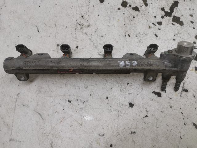 bontott VW GOLF IV Porlasztó Sor / Híd