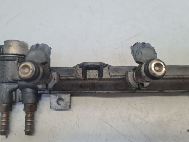 bontott VW GOLF IV Porlasztó Sor / Híd