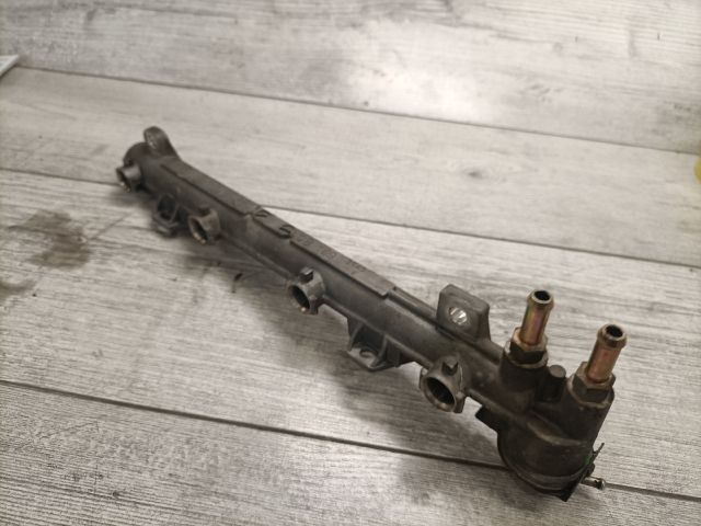 bontott VW GOLF IV Porlasztó Sor / Híd