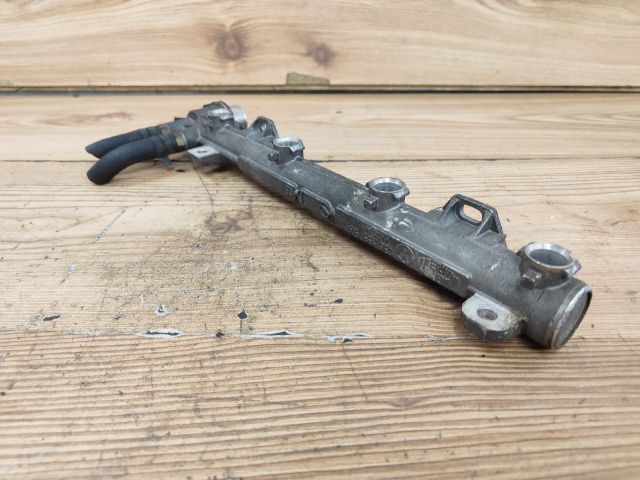 bontott VW GOLF IV Porlasztó Sor / Híd