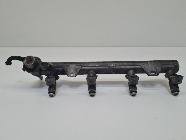 bontott VW GOLF IV Porlasztó Sor / Híd