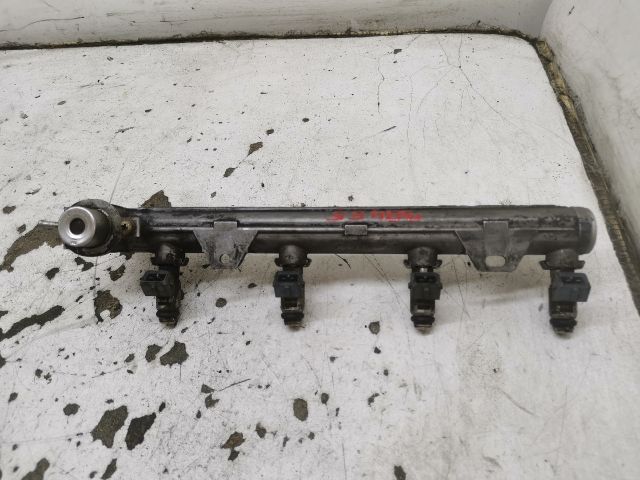 bontott VW GOLF IV Porlasztó Sor / Híd