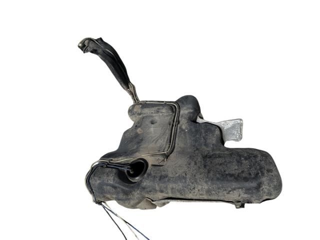 bontott VW GOLF IV Tank