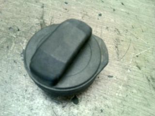 bontott VW GOLF IV Tanksapka