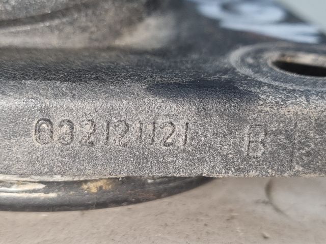 bontott VW GOLF IV Termosztátház