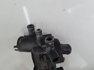 bontott VW GOLF IV Termosztátház