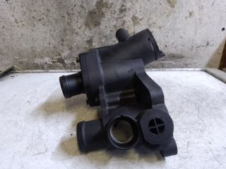bontott VW GOLF IV Termosztátház