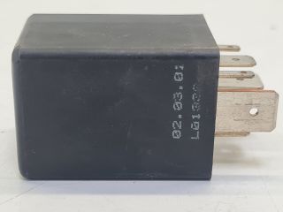 bontott VW GOLF IV Üzemanyag Szivattyú Relé