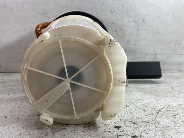 bontott VW GOLF IV Üzemanyag Szivattyú