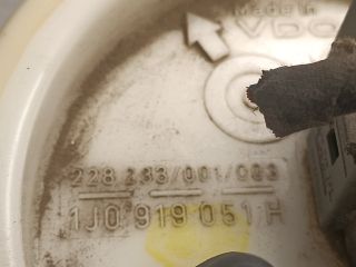 bontott VW GOLF IV Üzemanyag Szivattyú