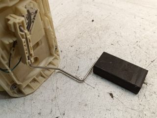 bontott VW GOLF IV Üzemanyag Szivattyú