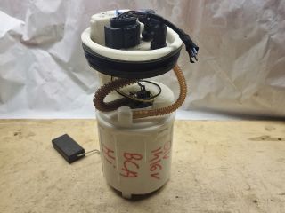 bontott VW GOLF IV Üzemanyag Szivattyú