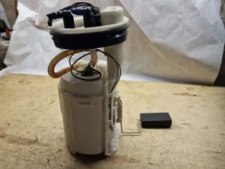 bontott VW GOLF IV Üzemanyag Szivattyú