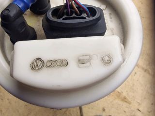 bontott VW GOLF IV Üzemanyag Szivattyú