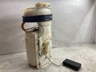 bontott VW GOLF IV Üzemanyag Szivattyú