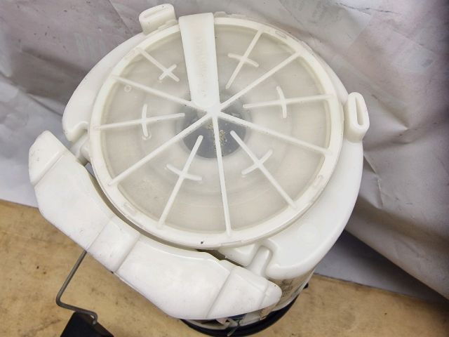 bontott VW GOLF IV Üzemanyag Szivattyú