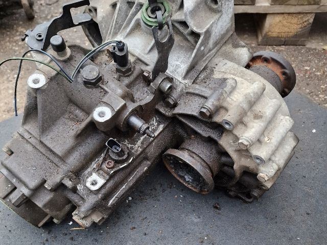 bontott VW GOLF IV Váltó (Mechanikus)