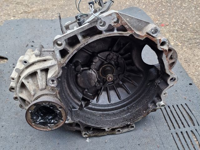 bontott VW GOLF IV Váltó (Mechanikus)