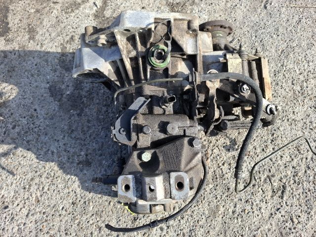 bontott VW GOLF IV Váltó (Mechanikus)