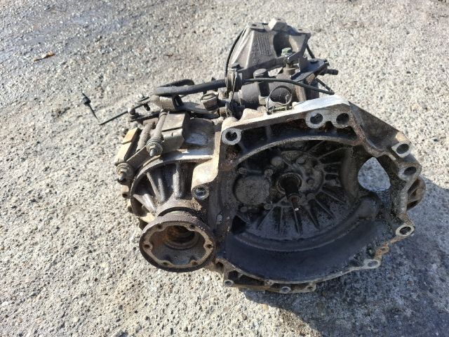 bontott VW GOLF IV Váltó (Mechanikus)