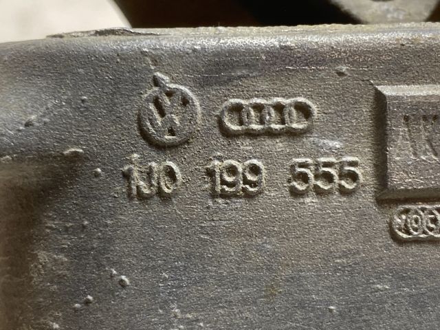 bontott VW GOLF IV Váltó Tartó Bak (Pozíciófüggetlen)