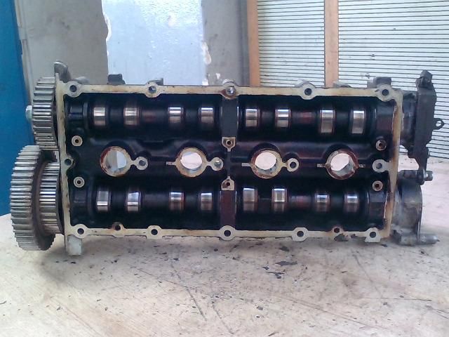 bontott VW GOLF IV Vezérműtengely Házzal