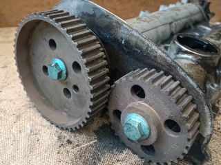 bontott VW GOLF IV Vezérműtengely Házzal