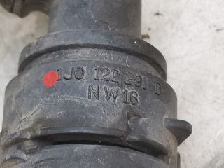 bontott VW GOLF IV Vízcső