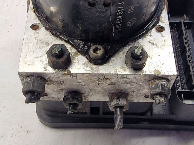 bontott VW GOLF IV ABS Kocka