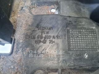 bontott VW GOLF IV Akkumulátor Fedél