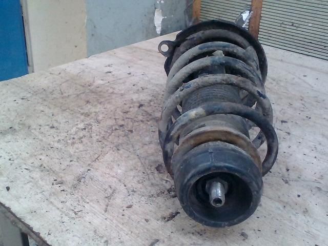 bontott VW GOLF IV Bal első Gólyaláb (Lengécsillapító, Rugó)