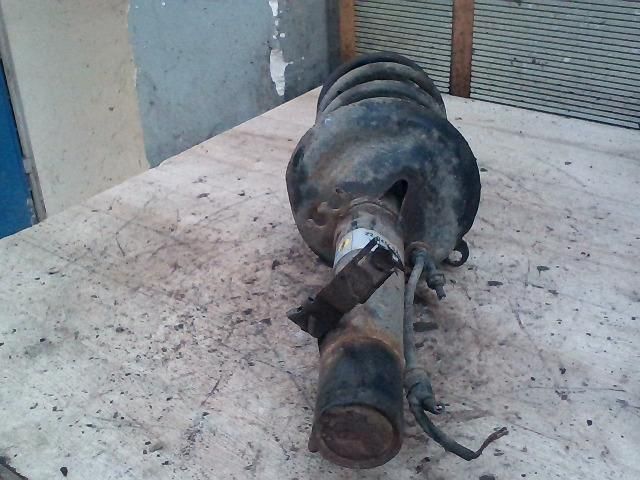 bontott VW GOLF IV Bal első Gólyaláb (Lengécsillapító, Rugó)