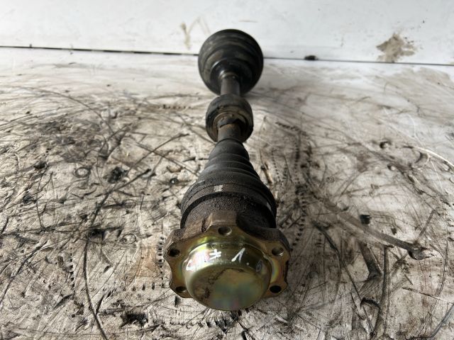 bontott VW GOLF IV Bal Féltengely