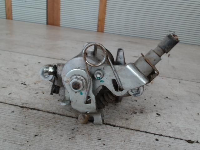 bontott VW GOLF IV Bal hátsó Féknyereg Munkahengerrel