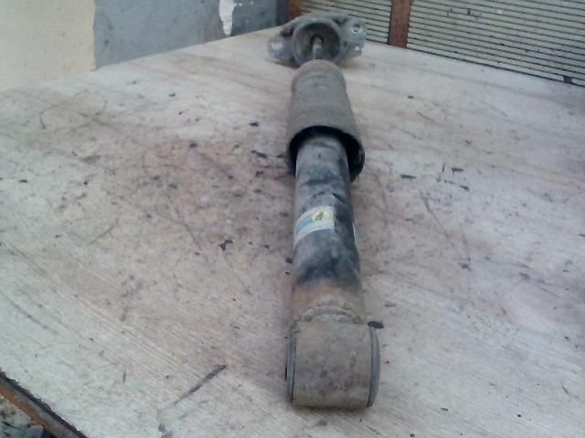 bontott VW GOLF IV Bal hátsó Lengéscsillapító